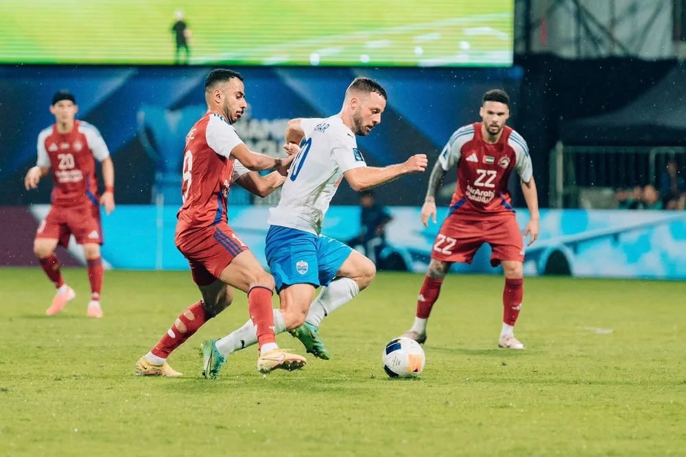الشارقة الإماراتي يحقق لقبه الثاني في دوري أبطال آسيا بعد انتصاره على ليون سيتي من سنغافورة