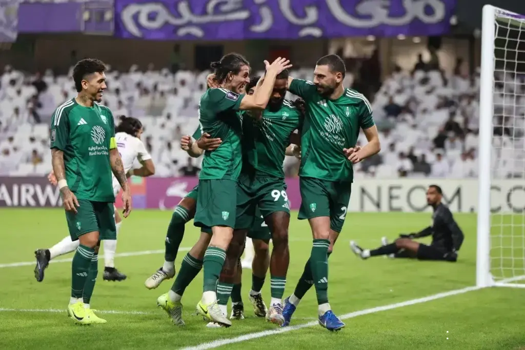 الشباب ضد الأهلي: الموعد والقنوات الناقلة وتشكيل الفريقين الشباب ضد الأهلي: الموعد والقنوات الناقلة وتشكيل الفريقين