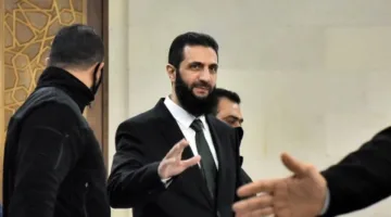 الشرع يزور فرنسا للقاء ماكرون وبحث ملفات “مُعقدة” وعلى رأسها إعادة الإعمار سوريا والاعتداءات الإسرائيلية