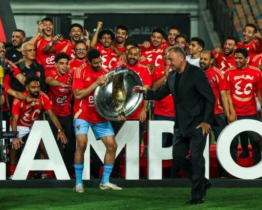 الشناوي: نعتبر البطولة إنجازاً مهماً.. وطموحنا هو تسجيل تاريخ جديد في كأس العالم للأندية. الشناوي: نعتبر البطولة إنجازاً مهماً.. وطموحنا هو تسجيل تاريخ جديد في كأس العالم للأندية.