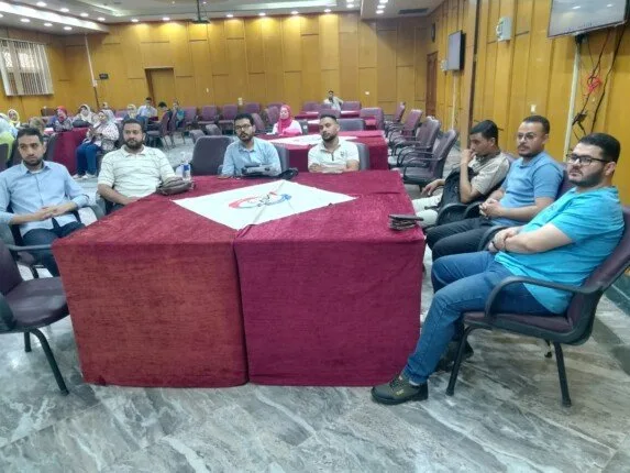 الصحة تعقد ورشة عمل لتدريب المثقفين في القاهرة والجيزة على توعية الناس بمرض “الثلاسيميا”. الصحة تعقد ورشة عمل لتدريب المثقفين في القاهرة والجيزة على توعية الناس بمرض “الثلاسيميا”.