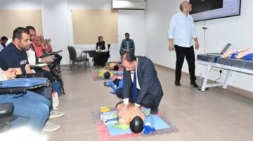 الصحة تُنظم ورشة عمل لأعضاء بعثة الحج الطبية لتدريبهم على إجراءات مكافحة العدوى وبرنامج إنعاش القلب الرئوي