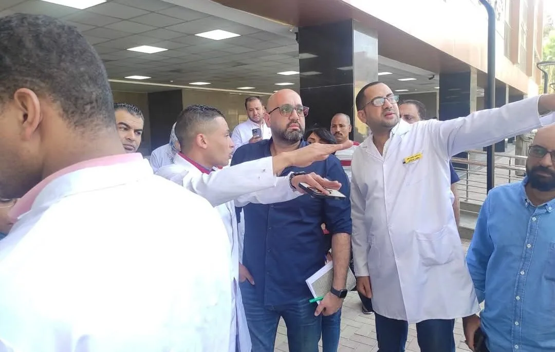 الصحة: وفد من الإدارة المركزية للطب العلاجي يزور مستشفيات قنا لمتابعة كفاءة الخدمات الصحية للمواطنين الصحة: وفد من الإدارة المركزية للطب العلاجي يزور مستشفيات قنا لمتابعة كفاءة الخدمات الصحية للمواطنين