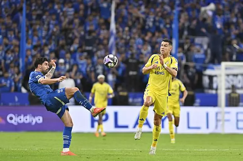 الصراع مستمر.. تحديث ترتيب الدوري السعودي بعد انتصارات الهلال والنصر الصراع مستمر.. تحديث ترتيب الدوري السعودي بعد انتصارات الهلال والنصر