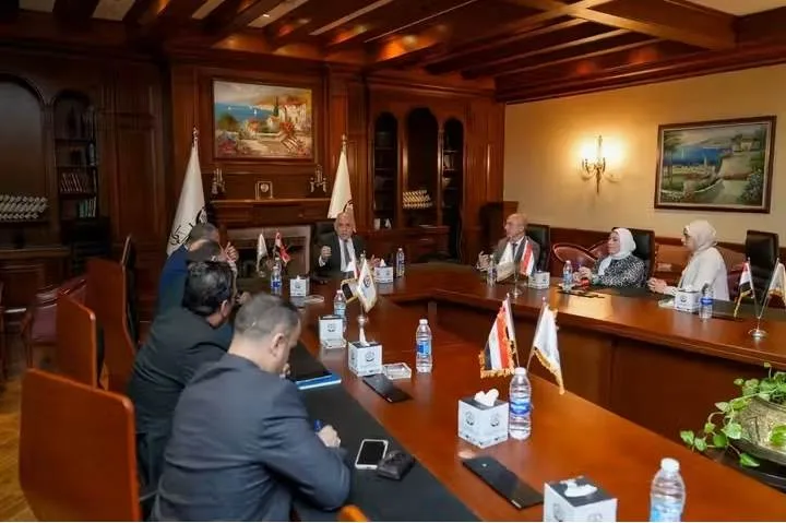الطاقة والثروة المعدنية بـ"الجبهة الوطنية" تستعرض رؤيتها لدعم الاقتصاد الوطني الطاقة والثروة المعدنية بـ"الجبهة الوطنية" تستعرض رؤيتها لدعم الاقتصاد الوطني