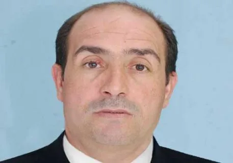 الطيب دخان: عاد يحمل قلبه في يديه…. الطيب دخان: عاد يحمل قلبه في يديه….