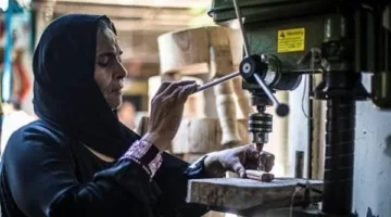 العاملة والحمل.. توازن دقيق بين الالتزام الوظيفى والصحة