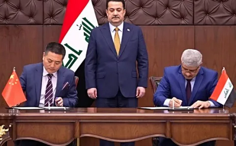 العراق يبرم اتفاقًا مع شركة صينية لتعزيز إنتاج النفط والطاقة الكهربائية العراق يبرم اتفاقًا مع شركة صينية لتعزيز إنتاج النفط والطاقة الكهربائية