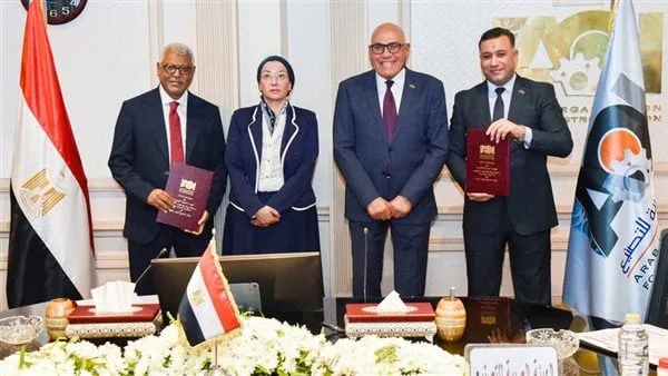 العربية للتصنيع توقع اتفاقًا مع البيئة في عدة مشروعات لإدارة المخلفات الصلبة| تفاصيل العربية للتصنيع توقع اتفاقًا مع البيئة في عدة مشروعات لإدارة المخلفات الصلبة| تفاصيل