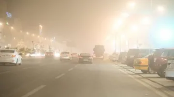 الغبار يغزو سماء عدة دول عربية وسط طقس متقلب