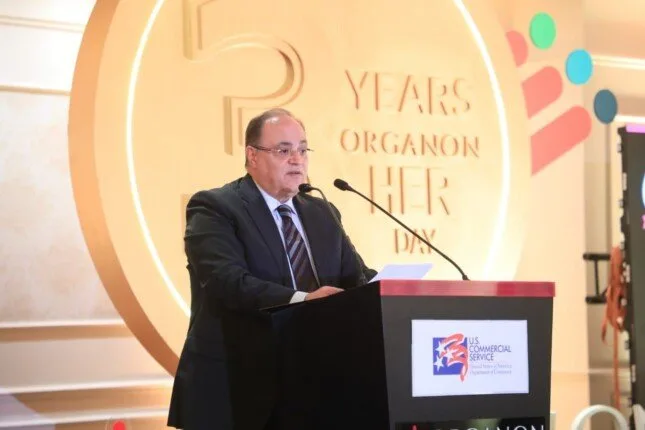 الغمراوي: مصر تمتلك 170 مصنع أدوية بينها 11 حاصلة على اعتمادات دولية الغمراوي: مصر تمتلك 170 مصنع أدوية بينها 11 حاصلة على اعتمادات دولية