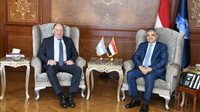 الفريق أسامة ربيع يلتقي السفير الأرجنتيني لبحث  التعاون  في مجالات التكريك والنظم الملاحية المتطورة