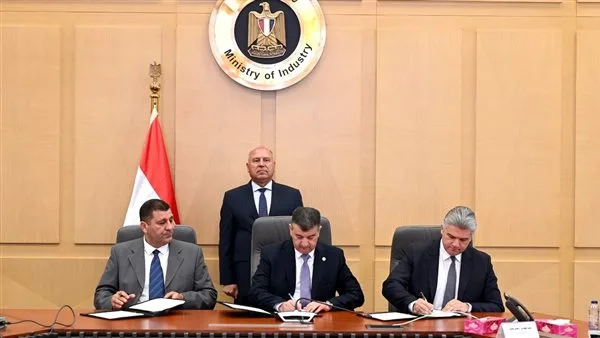 الفريق كامل الوزير يفتتح مشروع ترام الرمل الجديد في الإسكندرية بطول 13.2 كم الفريق كامل الوزير يفتتح مشروع ترام الرمل الجديد في الإسكندرية بطول 13.2 كم