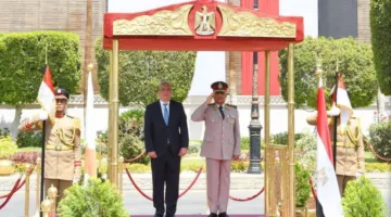 القائد العام للقوات المسلحة يلتقى وزير الدفاع القبرصى