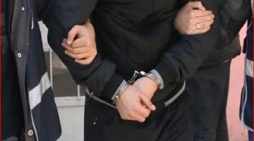 تحقيق مع شخصين إجراميين في القاهرة بتهمة حيازتهما مخدرات تقدر قيمتها بـ 16 مليون جنيه.