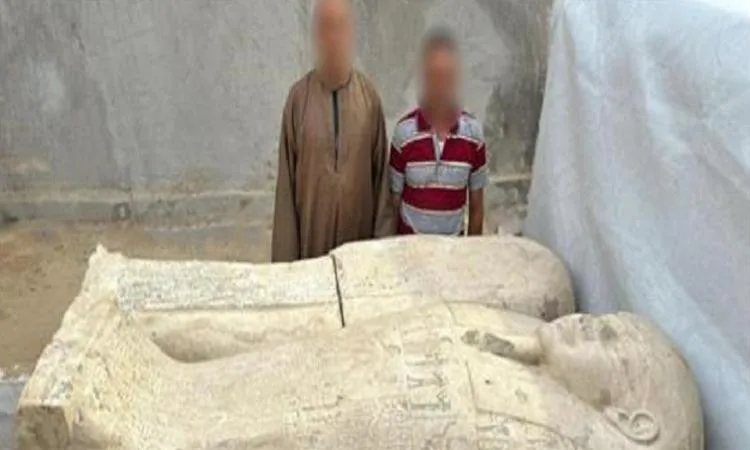 القبض على شخصين في سوهاج بحوزتهما تابوت أثري للبيع غير المشروع