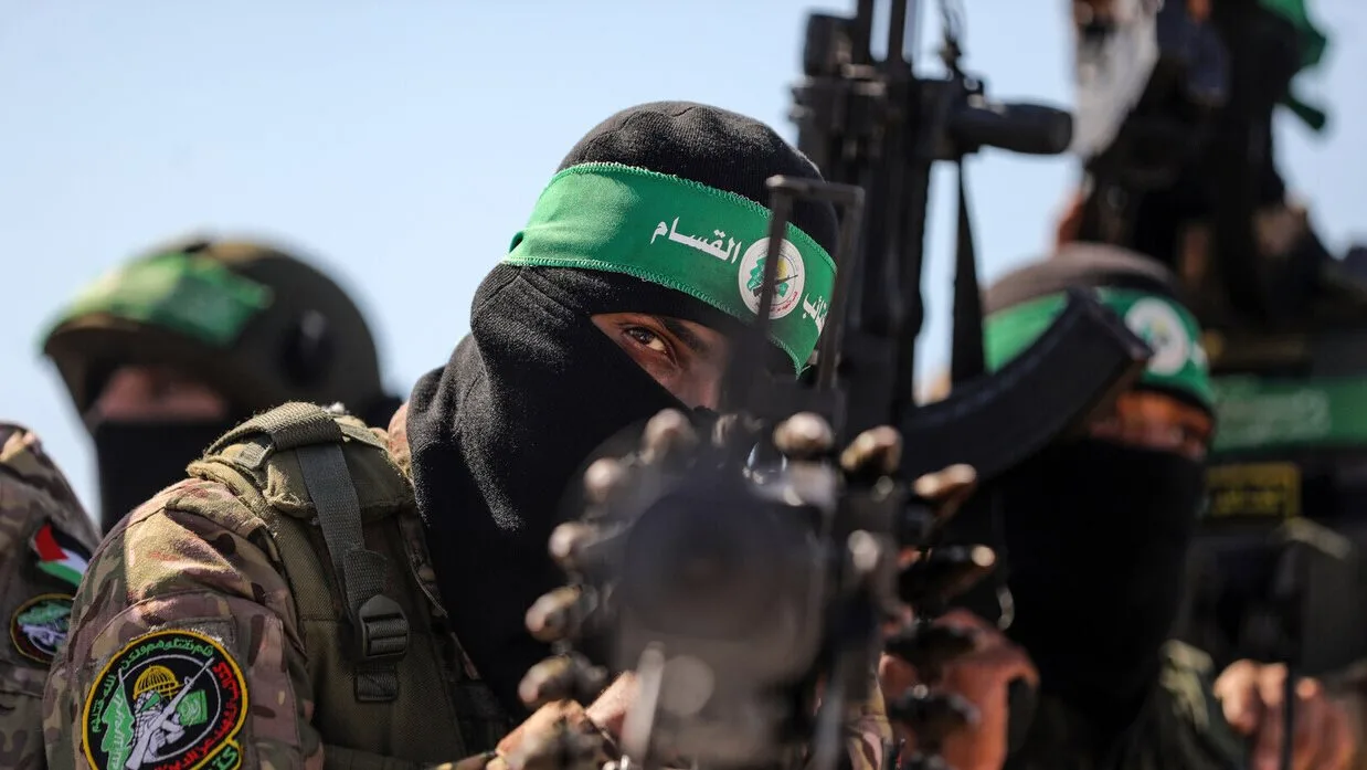 القسام: كمين شرق رفح الفلسطينية أسفر عن مقتل وإصابة 10 جنود إسرائيليين القسام: كمين شرق رفح الفلسطينية أسفر عن مقتل وإصابة 10 جنود إسرائيليين