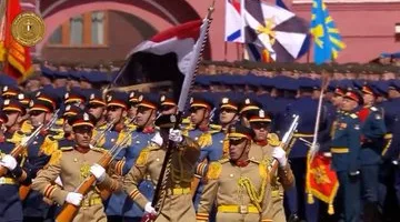 القوات المسلحة المصرية تشارك فى العرض العسكرى بموسكو