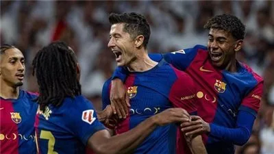 الكلاسيكو: تشكيل برشلونة الرسمي ضد ريال مدريد في الدوري الإسباني الكلاسيكو: تشكيل برشلونة الرسمي ضد ريال مدريد في الدوري الإسباني