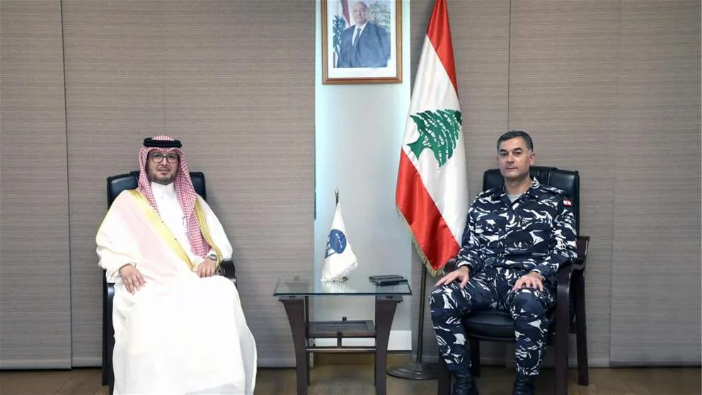 اللواء عبدالله إستقبل سفير السعوديّة في لبنان وليد بخاري اللواء عبدالله إستقبل سفير السعوديّة في لبنان وليد بخاري