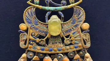 المتحف المصري الكبير يعرض صدرية لـ الملك توت عنخ آمون