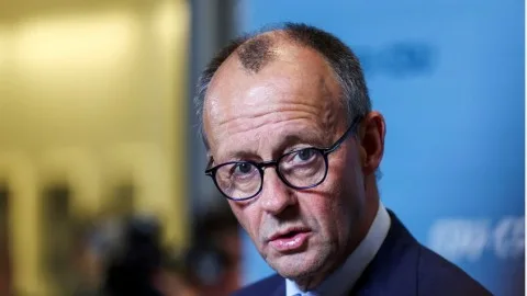 المستشار الألماني: روسيا تشكل خطرًا على “أمن أوروبا الموحد” المستشار الألماني: روسيا تشكل خطرًا على “أمن أوروبا الموحد”
