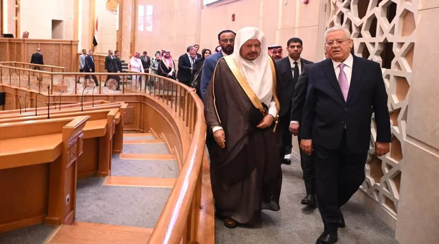 المستشار حنفي جبالي يستقبل رئيس مجلس الشورى السعودي في مقر العاصمة الإدارية الجديدة المستشار حنفي جبالي يستقبل رئيس مجلس الشورى السعودي في مقر العاصمة الإدارية الجديدة