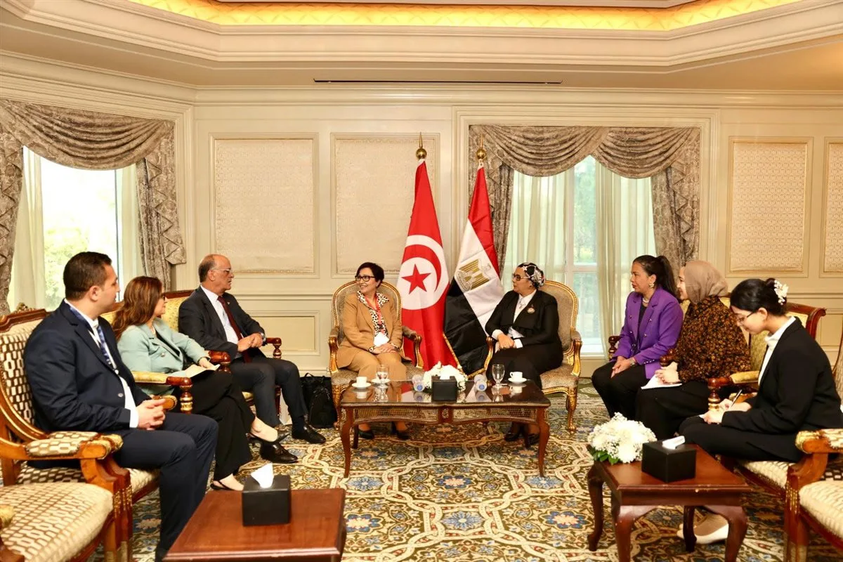 المستشارة أمل عمار تلتقى وزيرة الأسرة والمرأة بتونس لبحث سبل التعاون المستشارة أمل عمار تلتقى وزيرة الأسرة والمرأة بتونس لبحث سبل التعاون