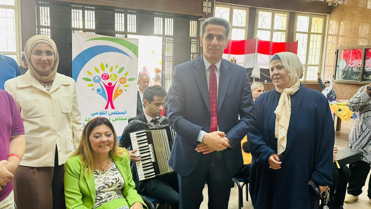 المشرف العام على “القومي للأشخاص ذوي الإعاقة” تزور كلية دار علوم القاهرة المشرف العام على “القومي للأشخاص ذوي الإعاقة” تزور كلية دار علوم القاهرة