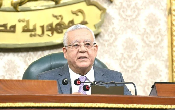 المصادقة على قوانين الفتوى الشرعية وممارسة الصيدلة: ملخص لجلسات البرلمان خلال الأسبوع