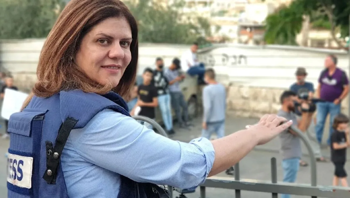 المقاومة تثأر لشيرين أبو عاقلة وتردي القناص الإسرائيلي بعبوة ناسفة المقاومة تثأر لشيرين أبو عاقلة وتردي القناص الإسرائيلي بعبوة ناسفة