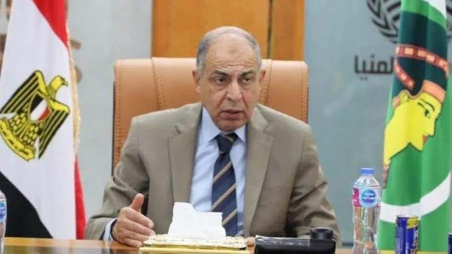 المنيا.. اتخاذ إجراءات احترازية لمواجهة سوء الأحوال الجوية والعاصفة الترابية المفاجئة المنيا.. اتخاذ إجراءات احترازية لمواجهة سوء الأحوال الجوية والعاصفة الترابية المفاجئة