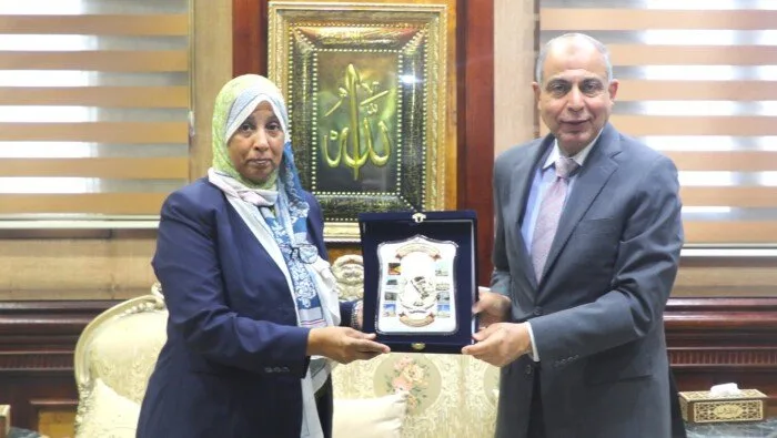 المنيا تبدأ إجراءات التقنين.. المحافظ ورئيس المساحة يسهلان الأمور للمواطنين المنيا تبدأ إجراءات التقنين.. المحافظ ورئيس المساحة يسهلان الأمور للمواطنين