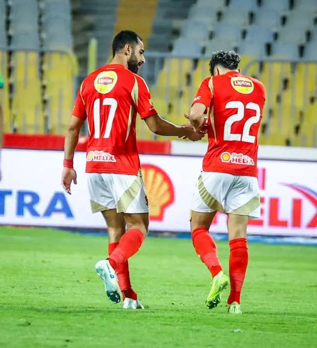 «النحاس» يستعين بالزمالك في الأهلي قبل مواجهة سيراميكا كليوباترا «النحاس» يستعين بالزمالك في الأهلي قبل مواجهة سيراميكا كليوباترا