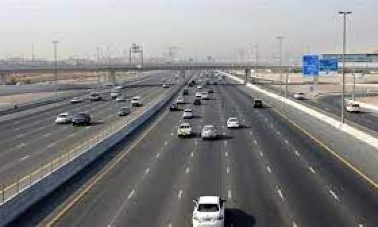 النشرة المرورية.. سيولة وانتظام بالحركة بمعظم المحاور.. في إجازة عيد العمال النشرة المرورية.. سيولة وانتظام بالحركة بمعظم المحاور.. في إجازة عيد العمال