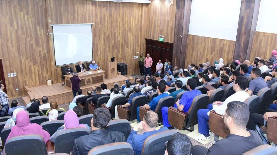 “النعماني” يشهد انطلاق المؤتمر الأول حول أمراض الأوعية الدموية الدماغية في جامعة سوهاج “النعماني” يشهد انطلاق المؤتمر الأول حول أمراض الأوعية الدموية الدماغية في جامعة سوهاج