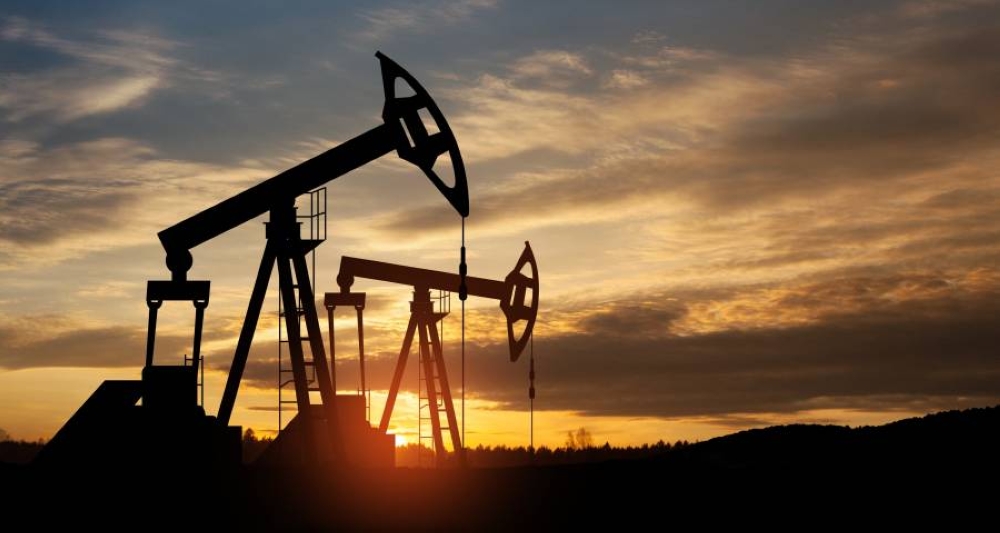 النفط يتراجع مع تفكير المتداولين في المحادثات التجارية المحتملة بين أميركا والصين النفط يتراجع مع تفكير المتداولين في المحادثات التجارية المحتملة بين أميركا والصين