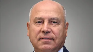 النقل توعي من مخاطر ظاهرة رشق الاطفال للقطارات بالحجارة