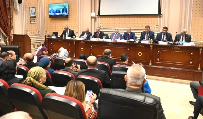 «النواب» يبدأ مناقشة قانون الإيجار القديم في اجتماعه الثالث للحوار المجتمعي «النواب» يبدأ مناقشة قانون الإيجار القديم في اجتماعه الثالث للحوار المجتمعي