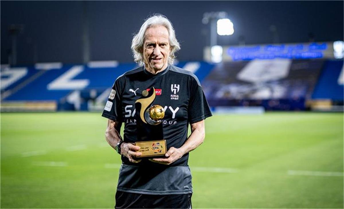 الهلال يُنهي تعاقده مع جيسوس ويعين محمد الشلهوب مدرباً مؤقتاً للفريق الهلال يُنهي تعاقده مع جيسوس ويعين محمد الشلهوب مدرباً مؤقتاً للفريق