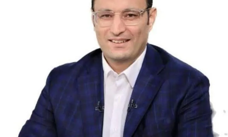 الهيئة الوطنية للصحافة” تعين أحمد نصر إمبابي رئيساً لتحرير مجلة “روز اليوسف الهيئة الوطنية للصحافة” تعين أحمد نصر إمبابي رئيساً لتحرير مجلة “روز اليوسف