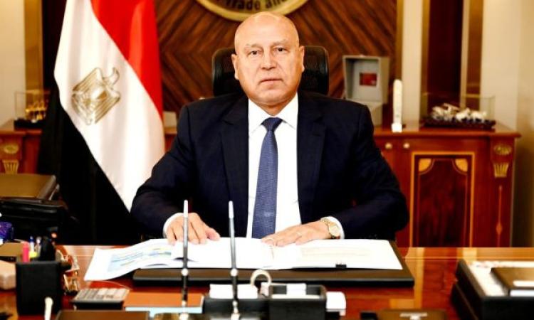 الوزير: التعاون مع شركة سيمنز يمثل شراكة حقيقية في نقل التكنولوجيا والتدريب الوزير: التعاون مع شركة سيمنز يمثل شراكة حقيقية في نقل التكنولوجيا والتدريب