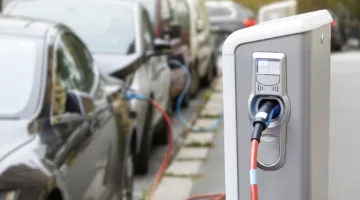 الوكالة الدولية للطاقة: زيادة مبيعات السيارات الكهربائية والهجينة لأكثر من 20% بحلول عام 2025