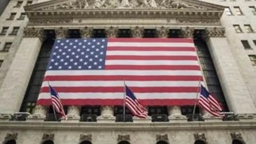 الولايات المتحدة تشهد ارتفاعًا ملحوظًا في عدد المتقدمين للحصول على إعانات البطالة الولايات المتحدة تشهد ارتفاعًا ملحوظًا في عدد المتقدمين للحصول على إعانات البطالة