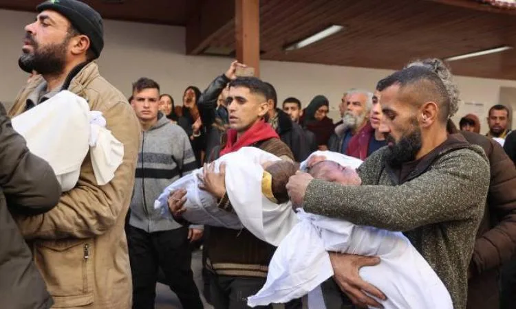 اليونيسيف: إسرائيل أودت بحياة 45 طفلاً في غزة خلال 48 ساعة اليونيسيف: إسرائيل أودت بحياة 45 طفلاً في غزة خلال 48 ساعة