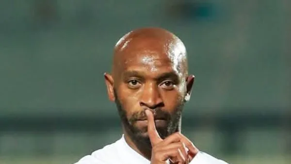 انت فين من اللي بيحصل.. لاعب الزمالك السابق يهاجم شيكابالا انت فين من اللي بيحصل.. لاعب الزمالك السابق يهاجم شيكابالا