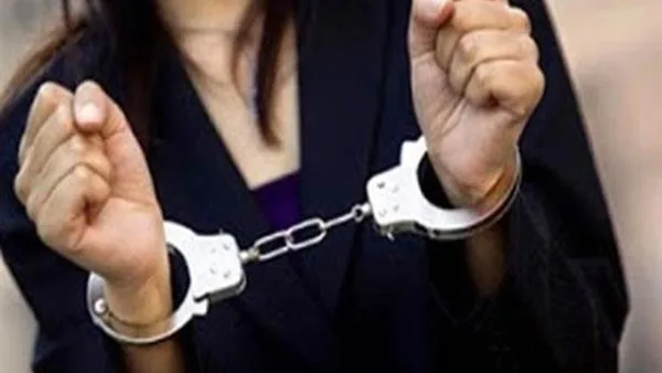 انتقاما لابنها.. مشرفة باص تصيب 4 طلاب في المقطم بـ جذع شجرة انتقاما لابنها.. مشرفة باص تصيب 4 طلاب في المقطم بـ جذع شجرة