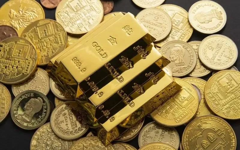 انخفاض سعر الذهب بأكثر من 2% بعد اتفاق الولايات المتحدة والصين على تخفيض الرسوم الجمركية انخفاض سعر الذهب بأكثر من 2% بعد اتفاق الولايات المتحدة والصين على تخفيض الرسوم الجمركية