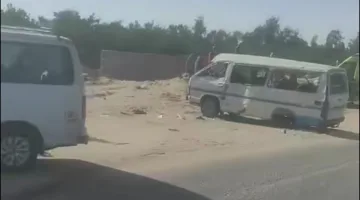 انقلاب ميكروباص أعلى طريق العاشر – أبو حماد بالشرقية| صور