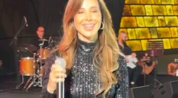 بإطلالة بسيطة.. نانسي عجرم تتألق في حفلها بالمتحف الكبير (صور)